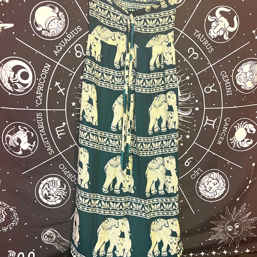 Strapless elephant dress